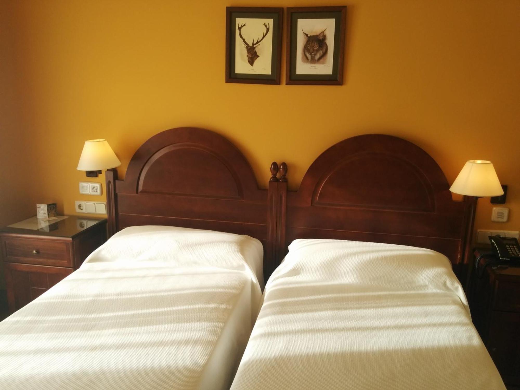 Sierra De Andujar Hotel 2*