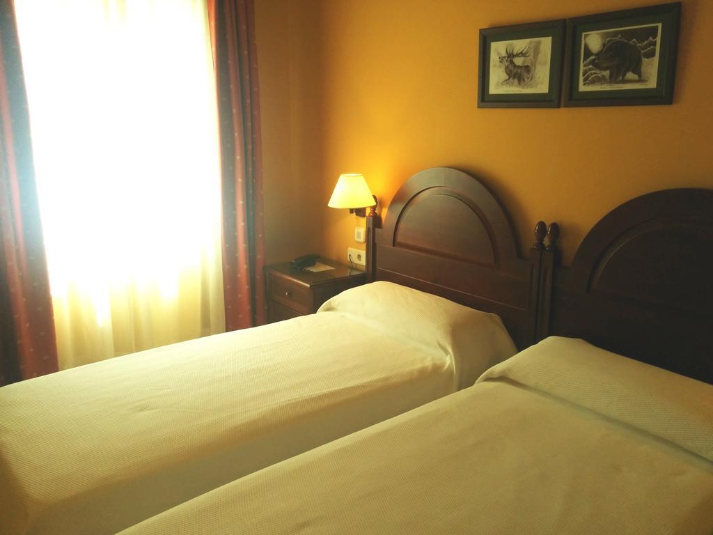 Sierra De Andujar Hotel 2*